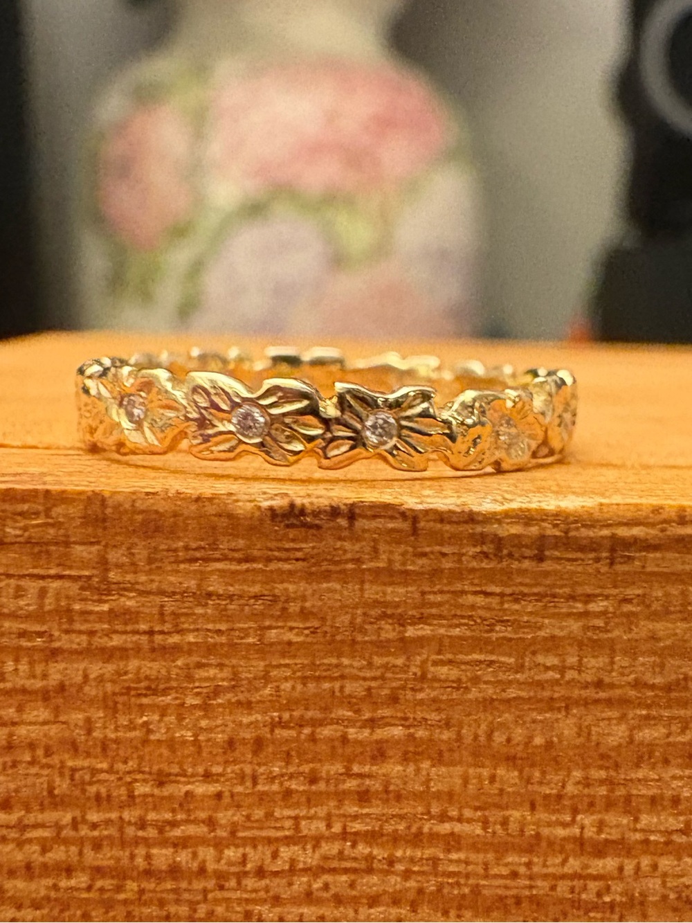 14k Diamond Flower Design Ring